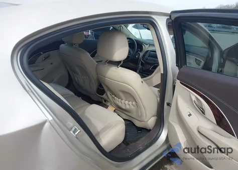 2015 Buick Lacrosse z USA, uszkodzony, nr VIN 1G4GA5G32FF218984